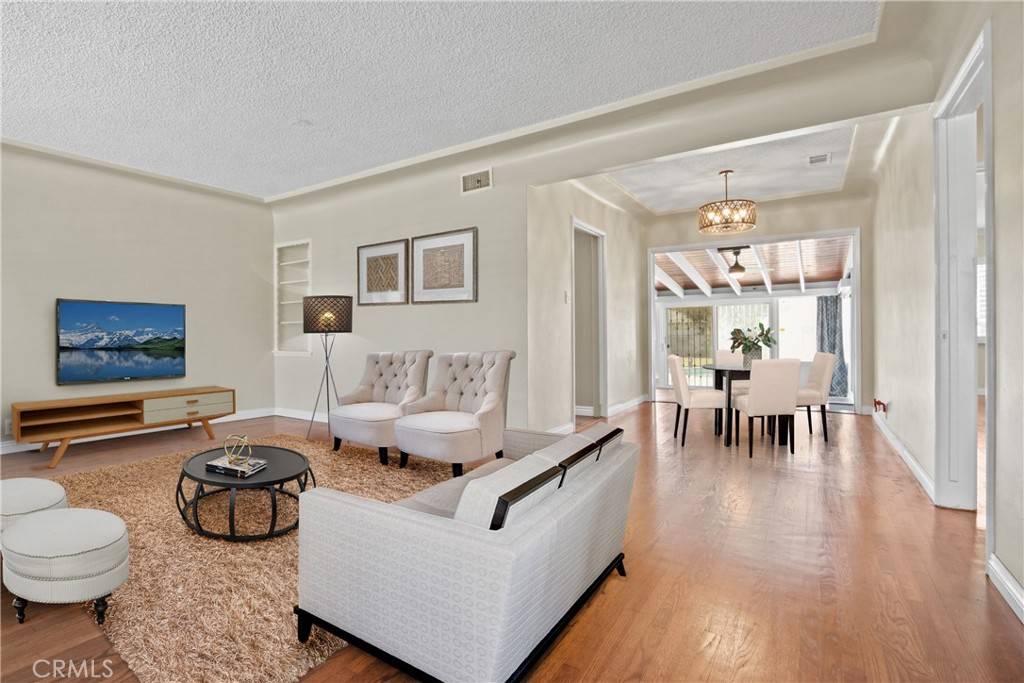 Los Angeles, CA 90044,614 W 90th ST