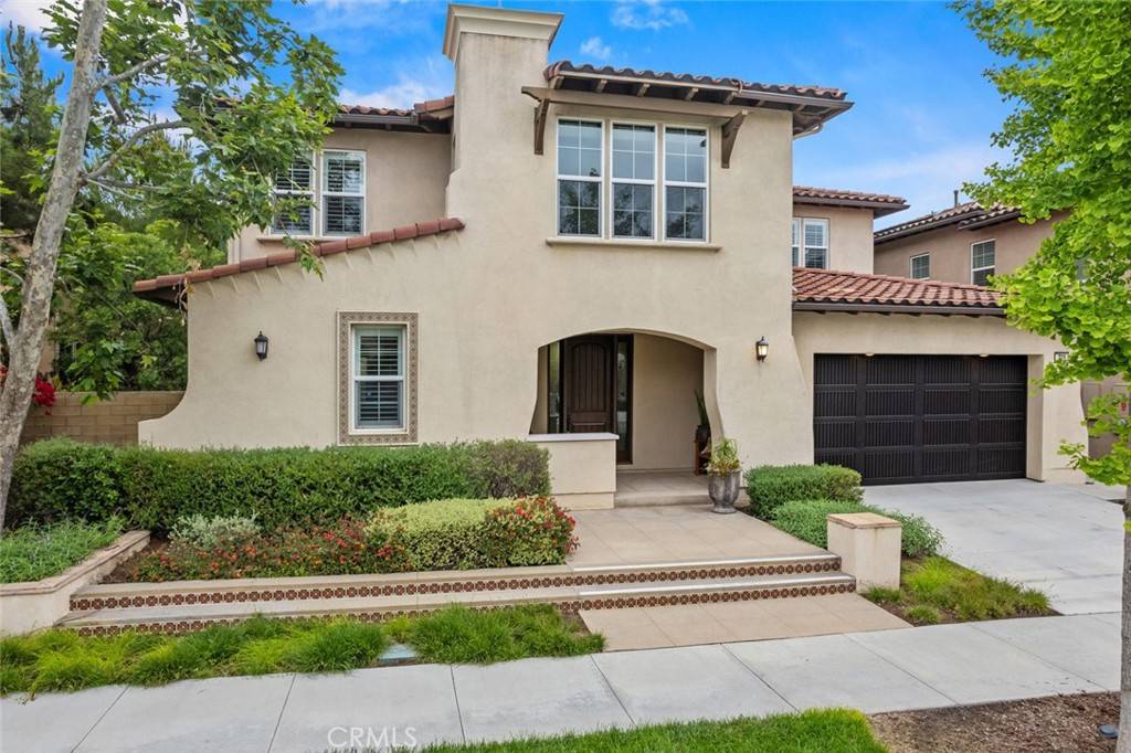 Irvine, CA 92618,208 Radial