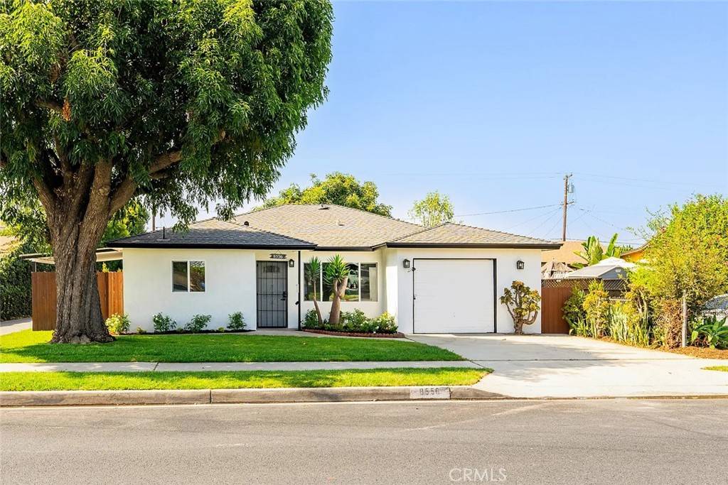 Downey, CA 90242,8558 Alameda ST