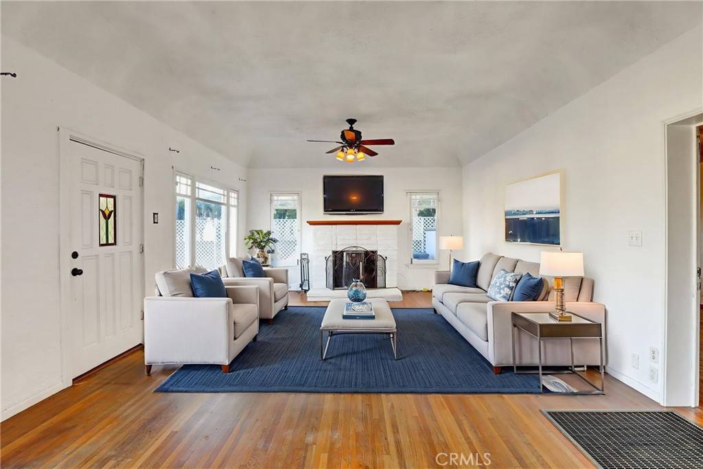 Lakewood, CA 90713,5907 Ibbetson Avenue
