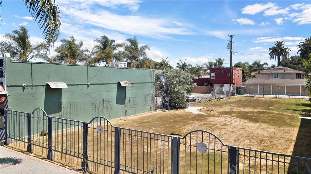 Long Beach, CA 90806,2044 Pacific AVE