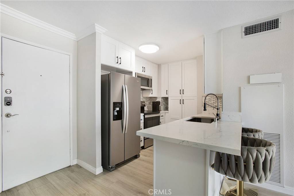 Long Beach, CA 90802,1750 E Ocean BLVD #404