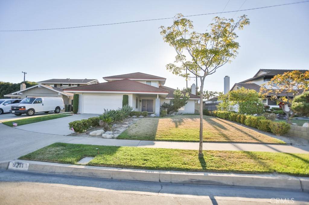 Cypress, CA 90630,9211 julie beth
