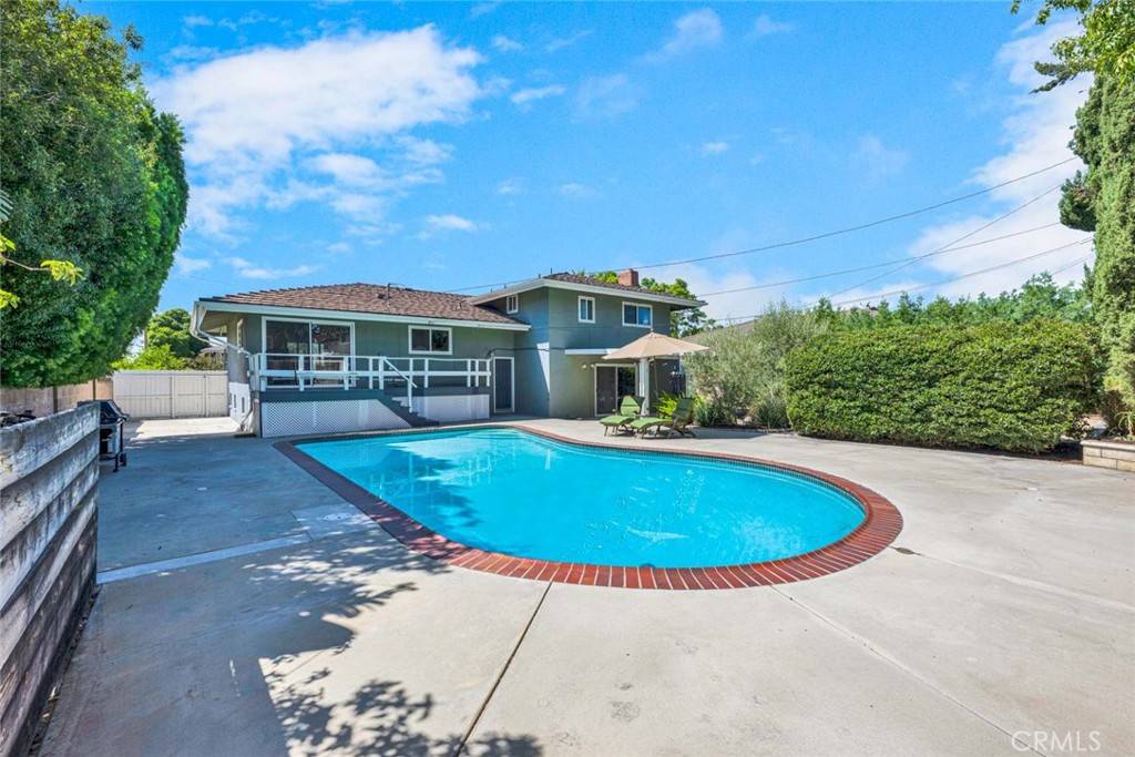 North Tustin, CA 92705,17551 Allegheny DR