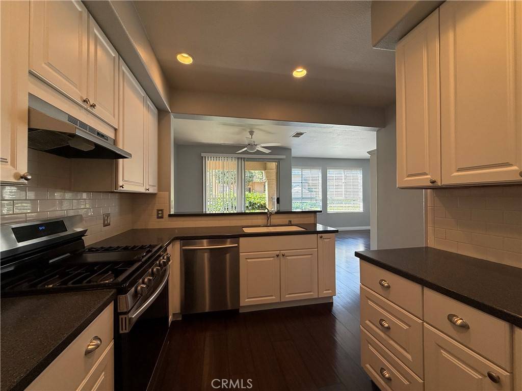 Aliso Viejo, CA 92656,18 Promontory