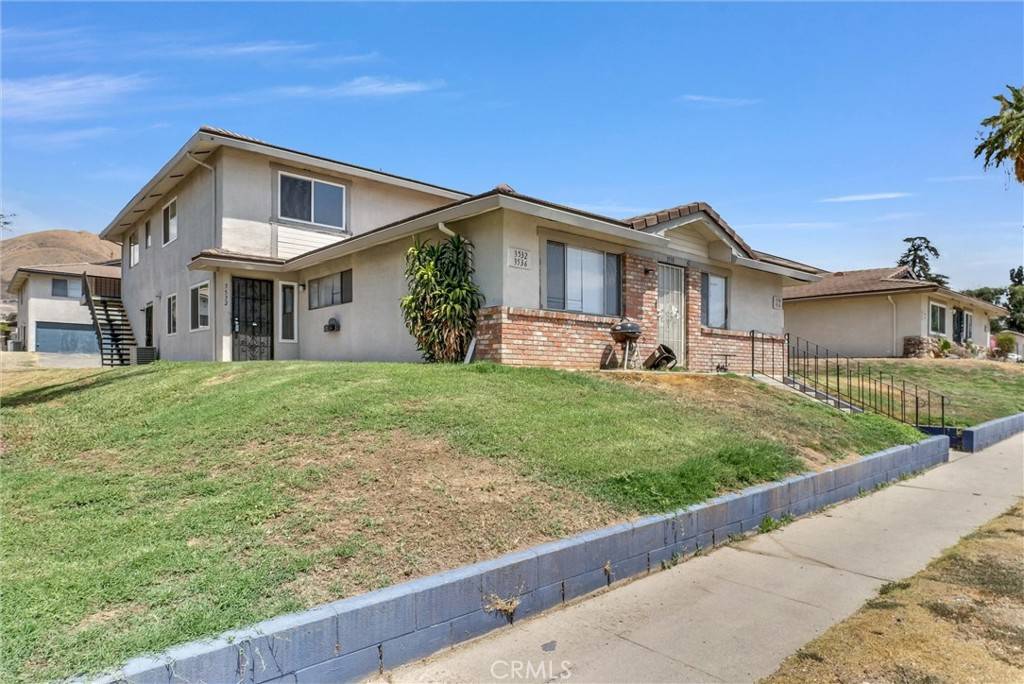 Highland, CA 92346,3536 Rainbow LN