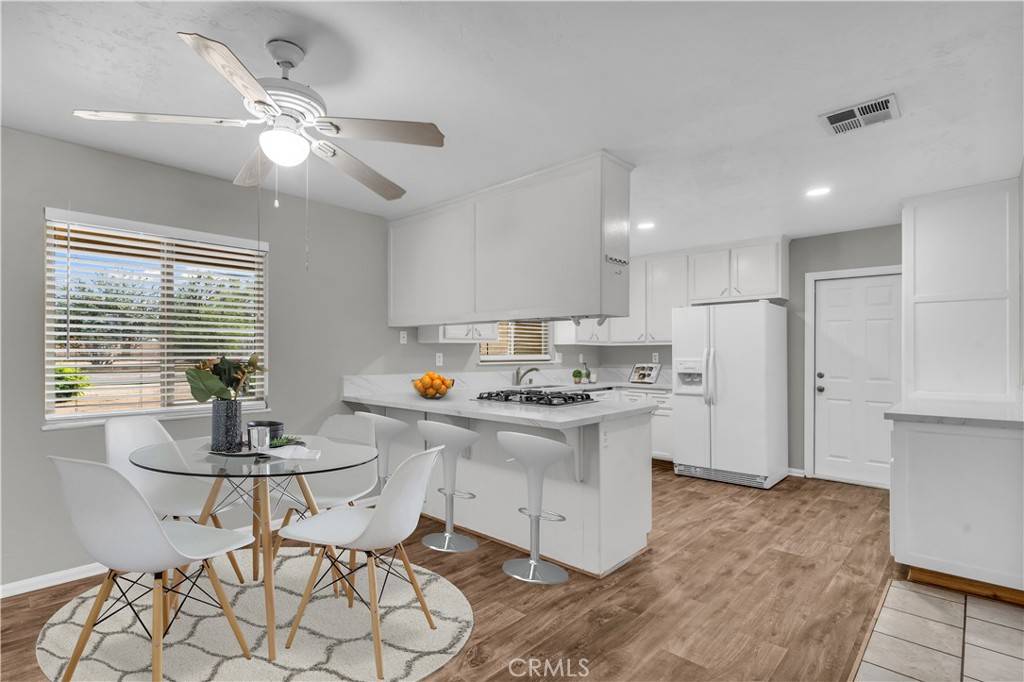 Hesperia, CA 92345,19158 Live Oak ST