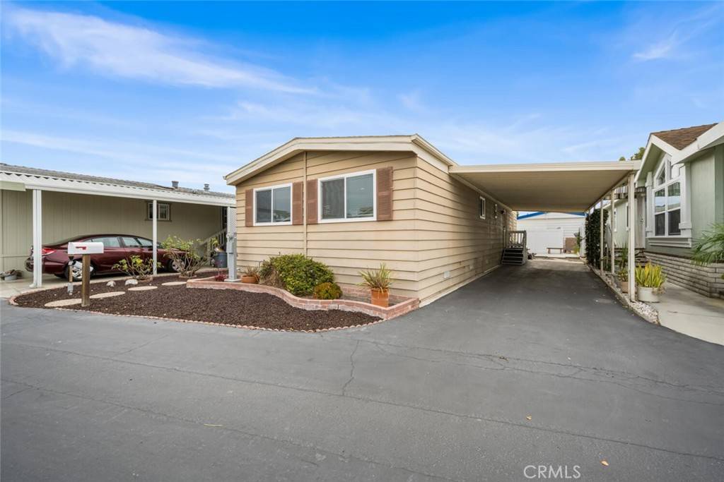 Huntington Beach, CA 92649,16222 Monterey LN #79