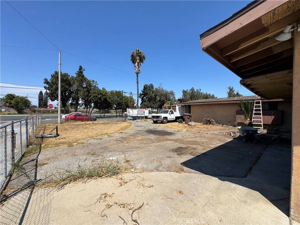 Anaheim, CA 92804,9592 Katella AVE