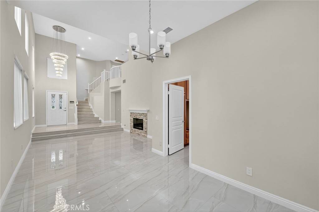 Porter Ranch, CA 91326,12350 Yew CT