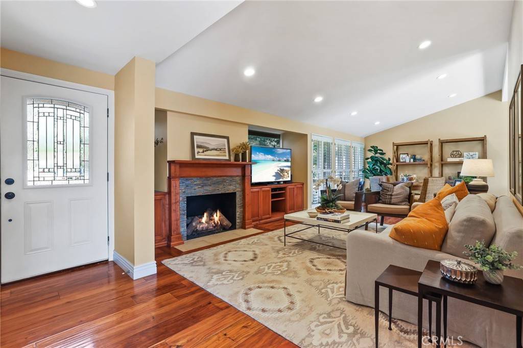 Rossmoor, CA 90720,3322 Hillrose DR