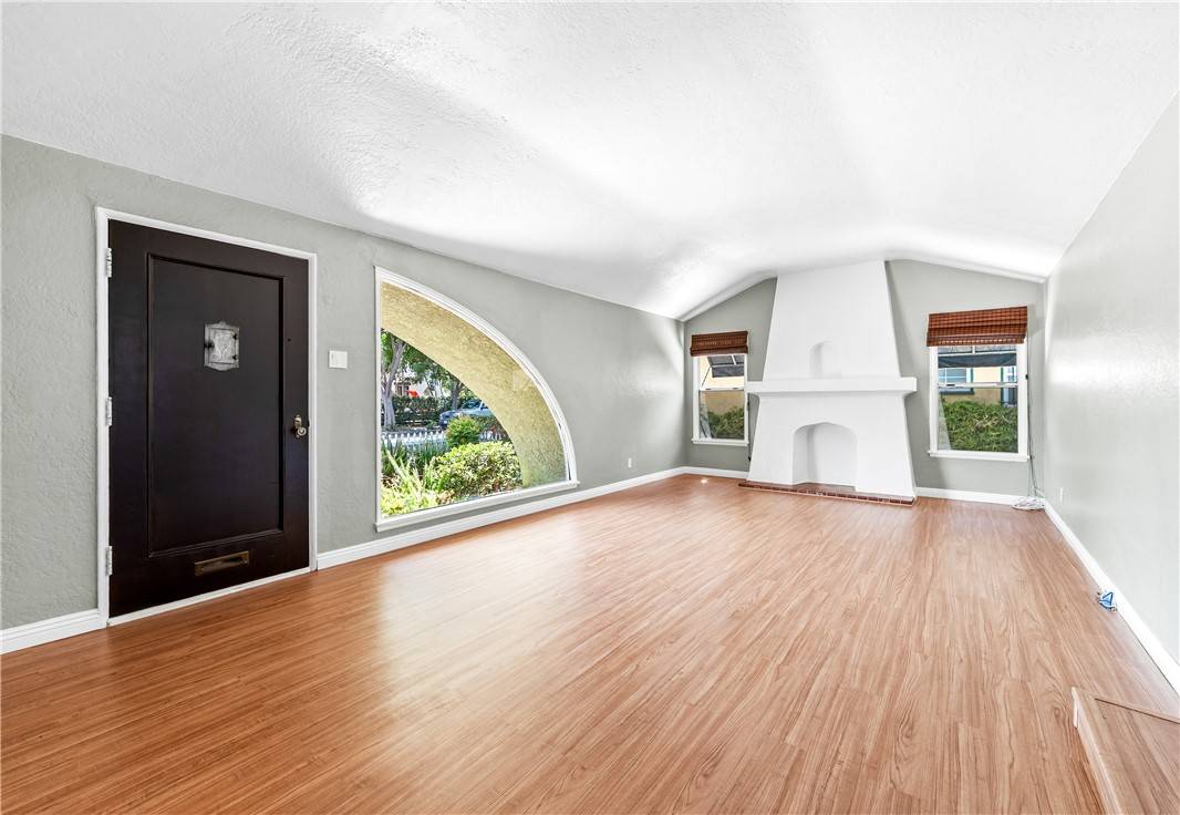 Long Beach, CA 90806,2109 Chestnut AVE