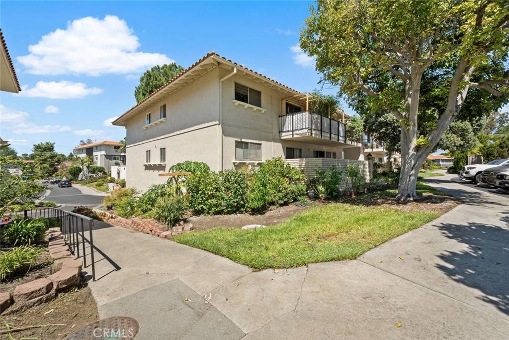 Laguna Woods, CA 92637,2338 Avenida Sevilla #N