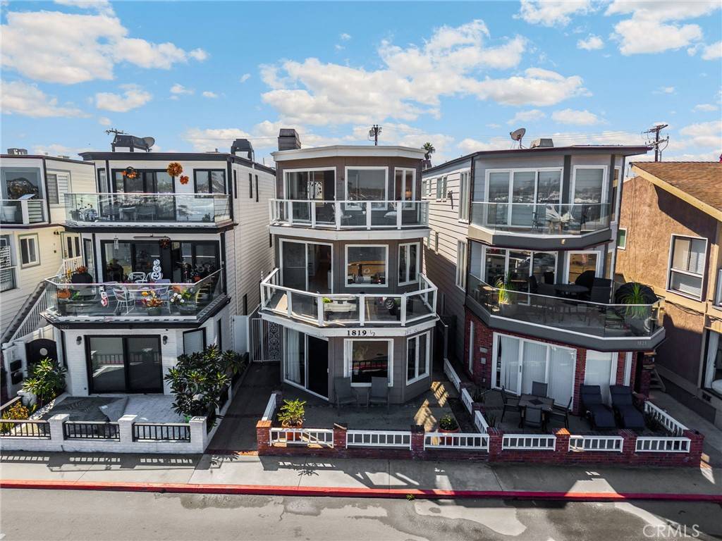 Newport Beach, CA 92663,1819 1/2 W Bay AVE #B