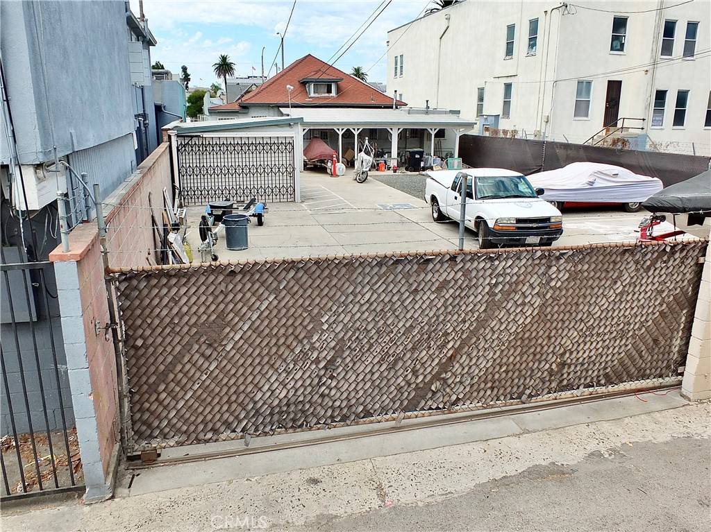 Long Beach, CA 90813,836 Atlantic AVE