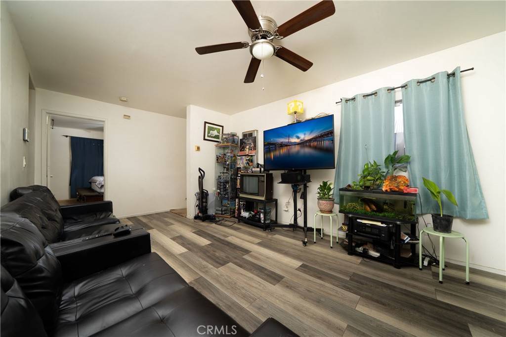 Ontario, CA 91762,108 S Vine AVE