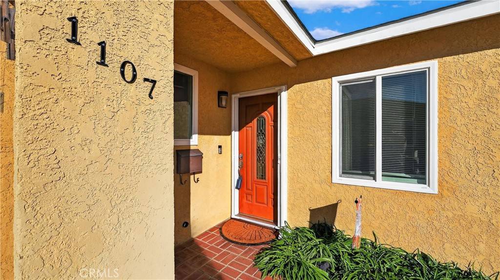 Torrance, CA 90502,1107 W 210th ST