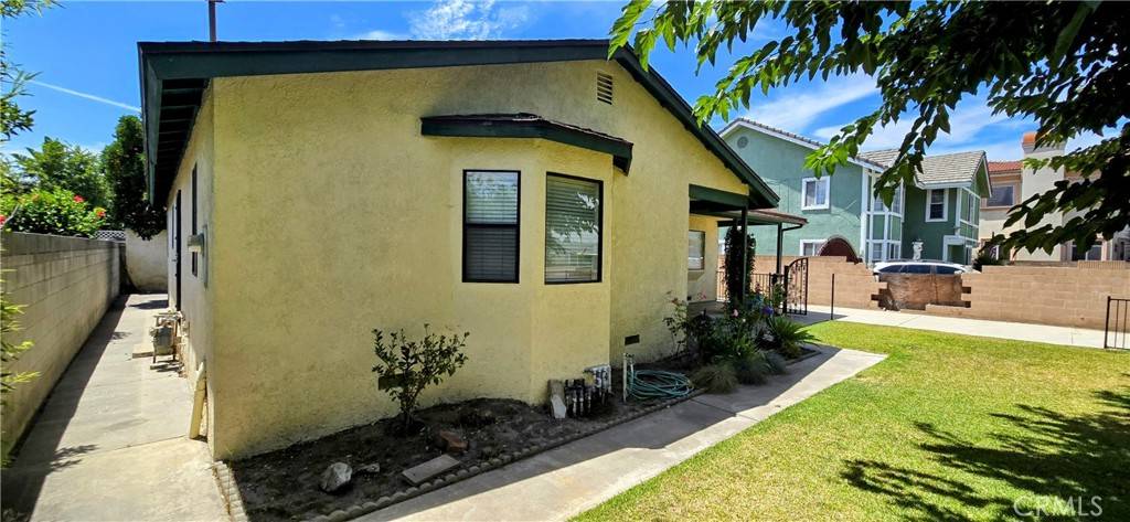 Downey, CA 90241,8730 N 6th