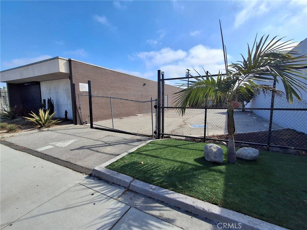 Inglewood, CA 90301,510 S La Brea AVE