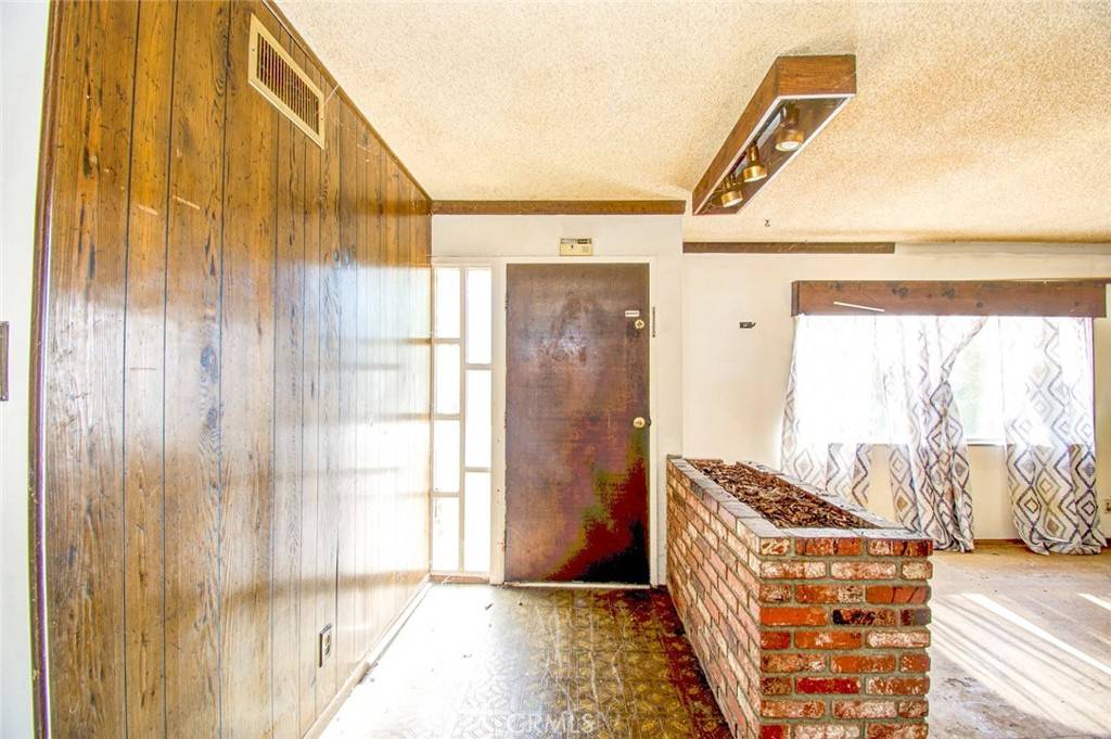 Newbury Park, CA 91320,585 N Wendy DR