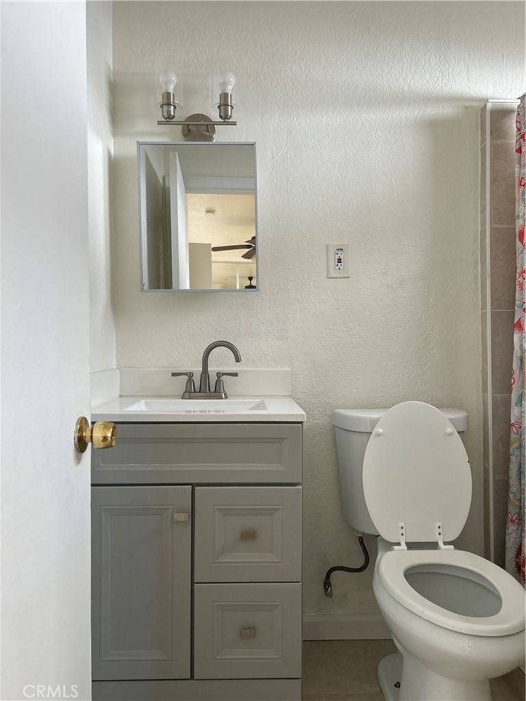 Long Beach, CA 90805,223 E Pleasant ST