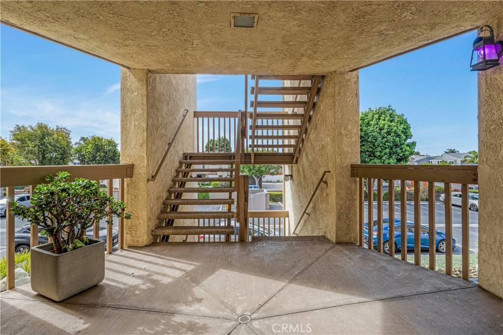 Huntington Beach, CA 92649,16581 Grunion LN #204