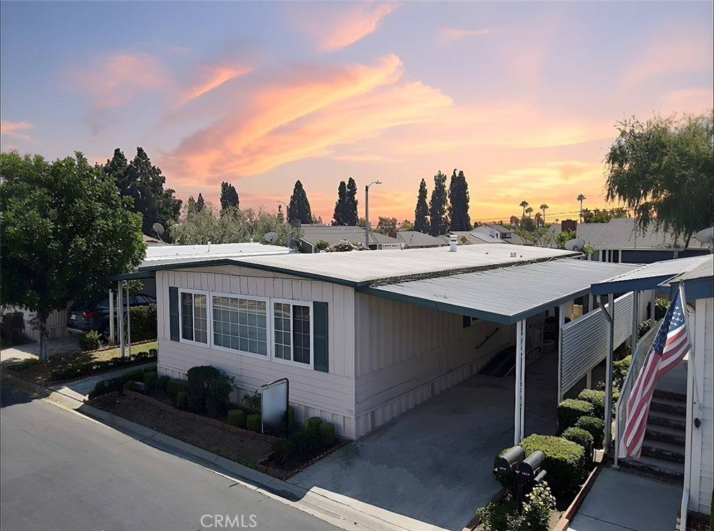 Yorba Linda, CA 92886,16742 Lake Park Way