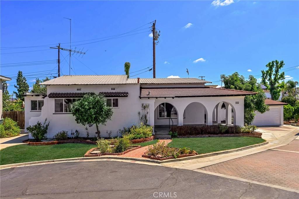 Yorba Linda, CA 92886,4942 GEM LN