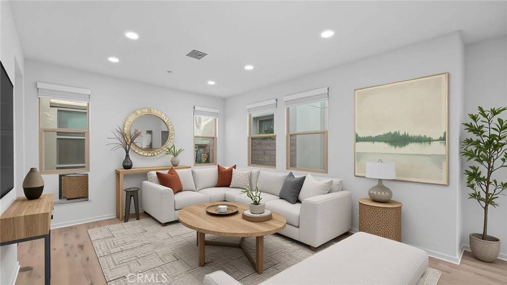 Chino, CA 91708,16122 Meadowhouse AVE