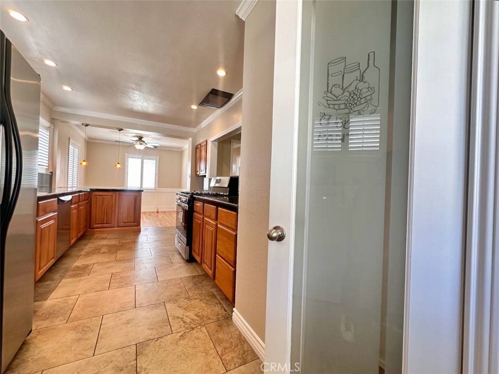 Lakewood, CA 90712,2523 Allred ST