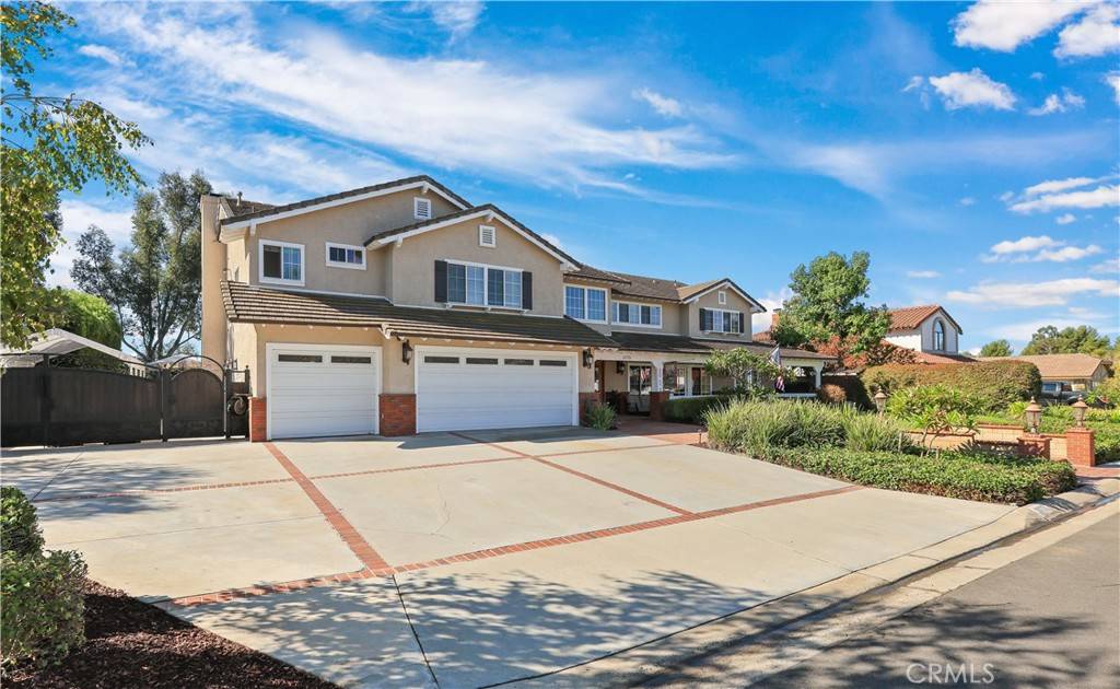 Yorba Linda, CA 92887,20770 paseo de la rambla