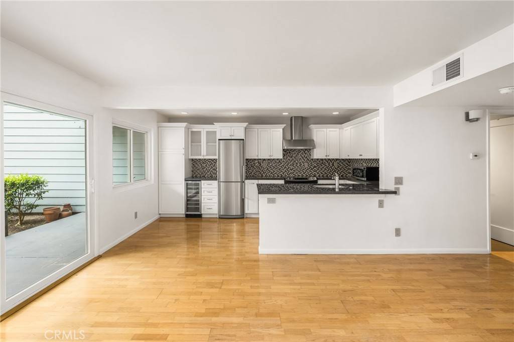 Long Beach, CA 90803,6004 Bixby Village DR #21