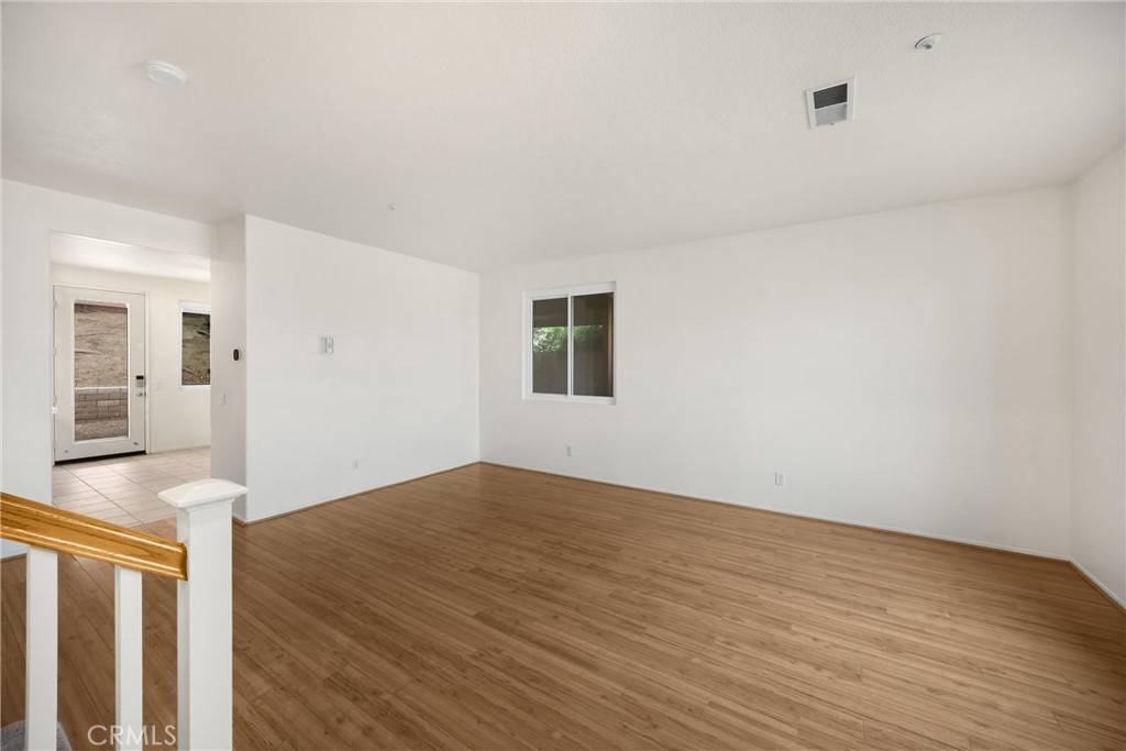 Riverside, CA 92507,1443 Sutherland DR