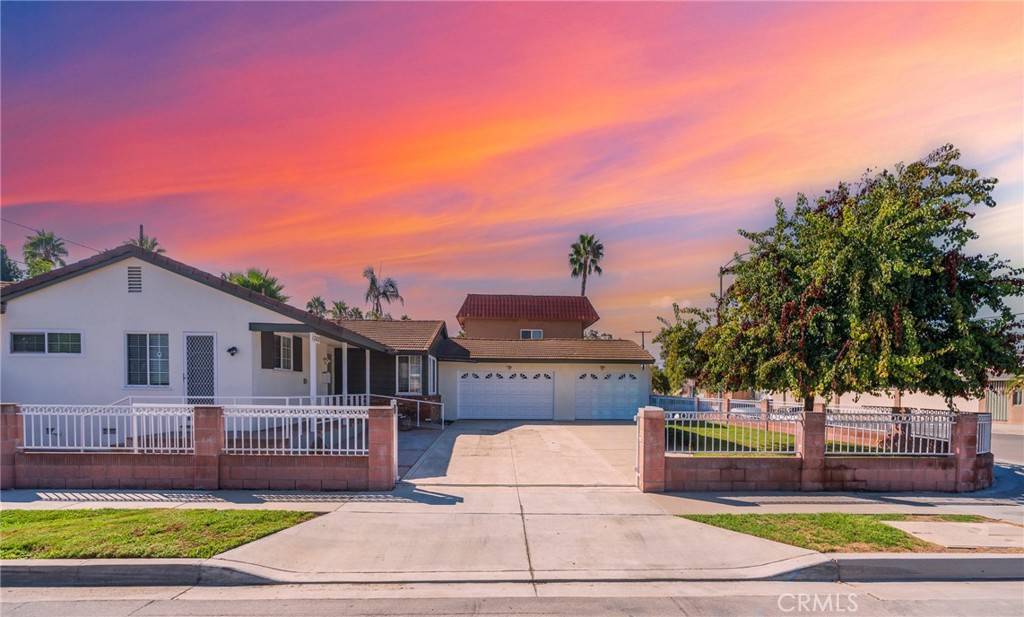 Anaheim, CA 92802,1302 S Feather