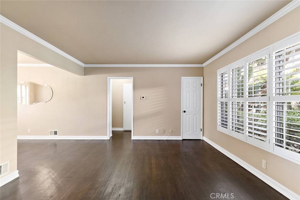 Long Beach, CA 90803,2027 E Appleton ST #5