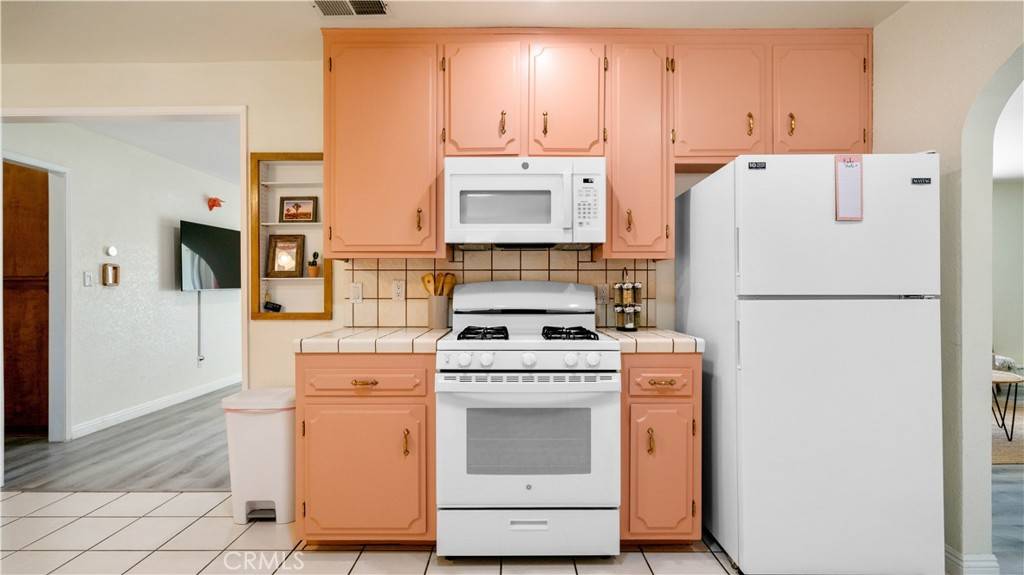 Yucca Valley, CA 92284,57966 El Dorado DR