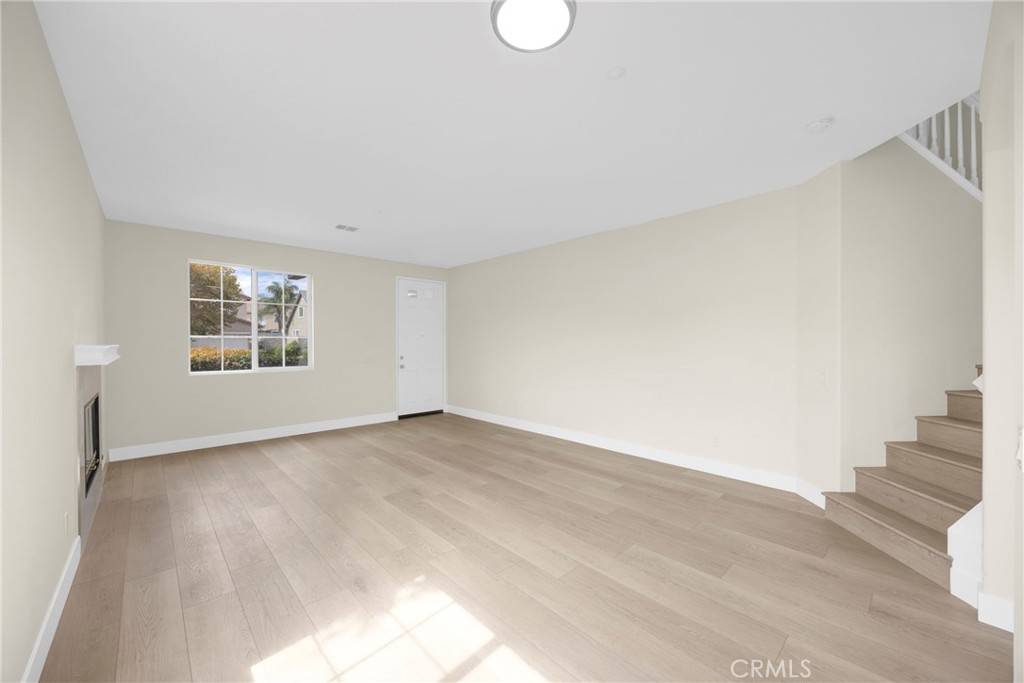 Fontana, CA 92336,6973 Lisa DR