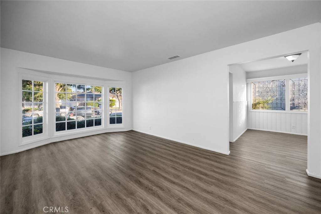 Lakewood, CA 90713,4715 Briercrest