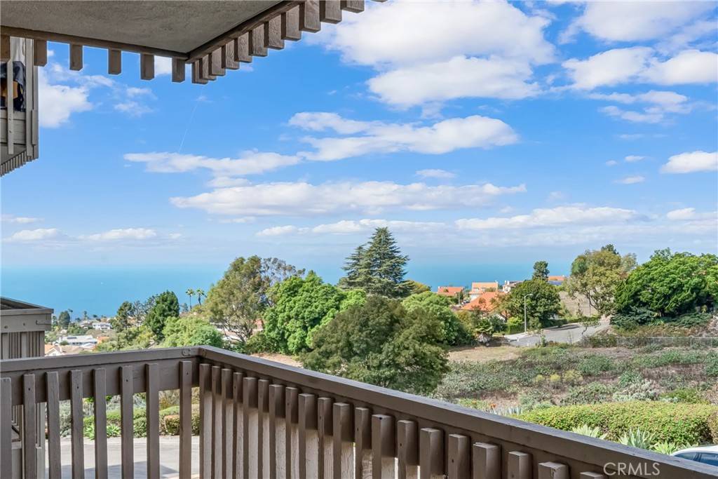 Rancho Palos Verdes, CA 90275,6542 Ocean Crest DR #D204