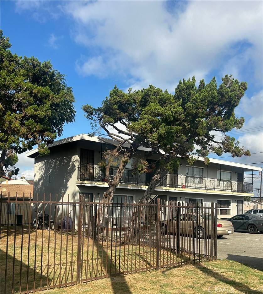 Long Beach, CA 90805,12 W Pleasant