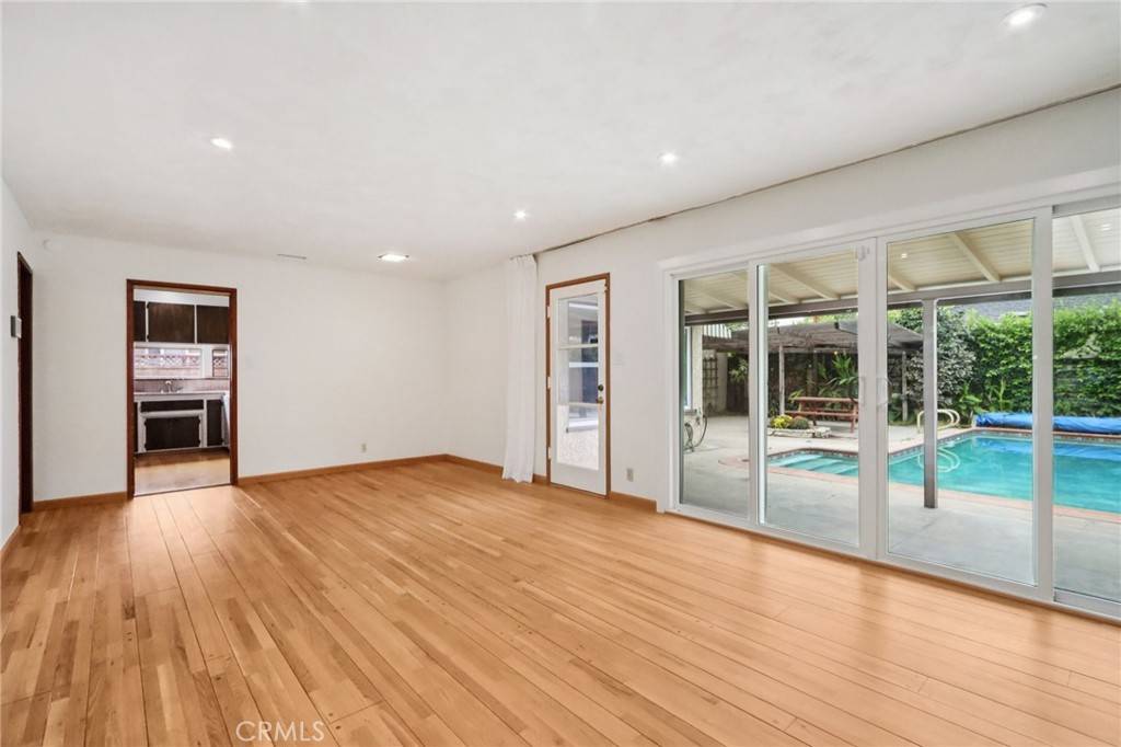 Long Beach, CA 90808,3361 N Bellflower