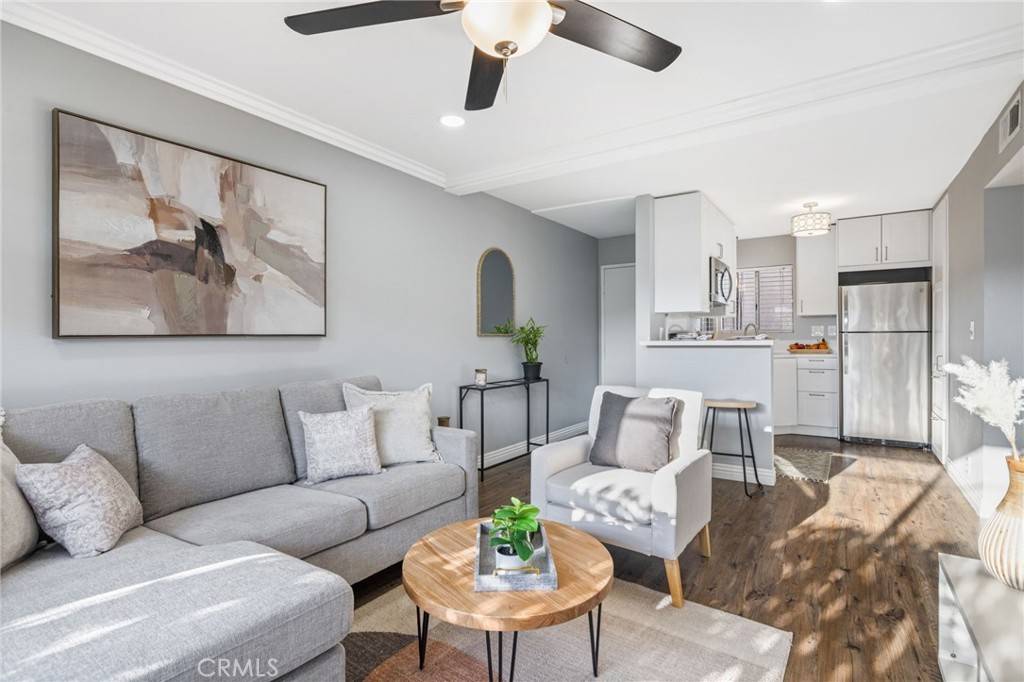 Long Beach, CA 90802,460 Golden Ave. #209