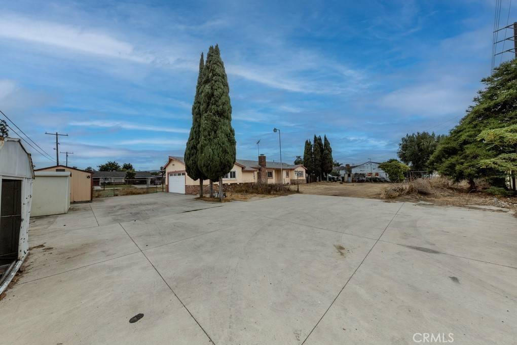 Anaheim Hills, CA 92807,18511 Orangethorpe AVE