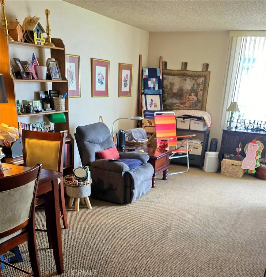 Long Beach, CA 90802,1140 E Ocean E #109