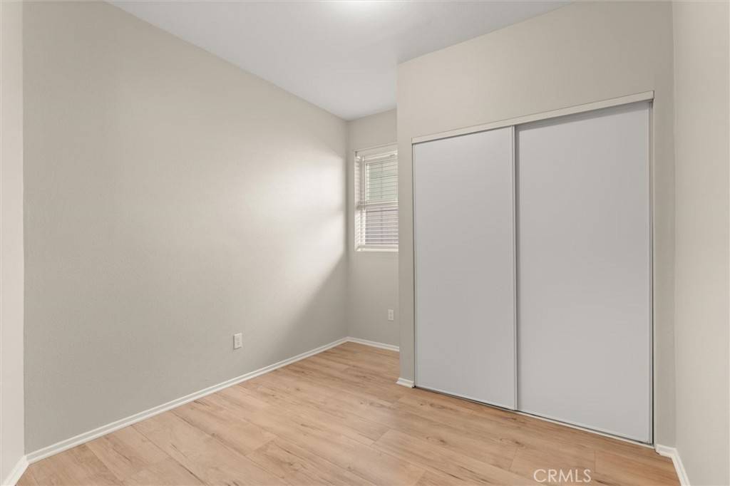 Long Beach, CA 90805,2907 E Sawyer ST #1/2