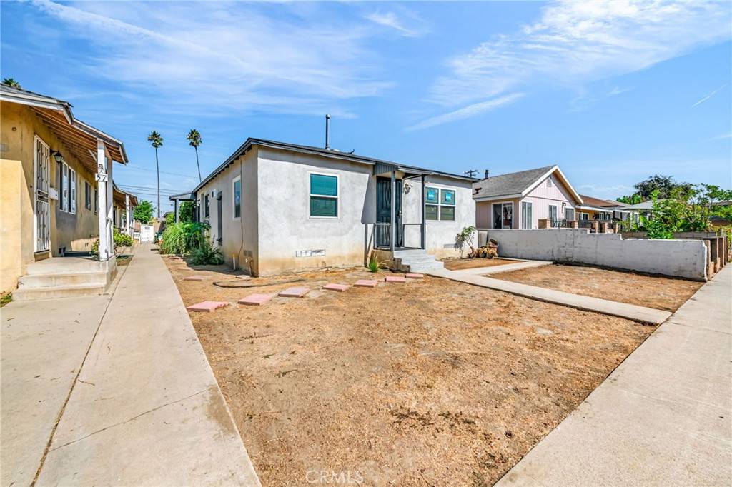 Long Beach, CA 90805,55 W Home