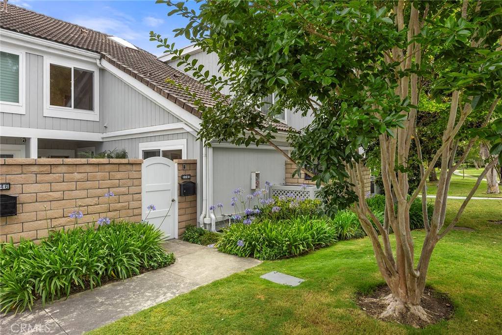 Huntington Beach, CA 92649,3742 Montego