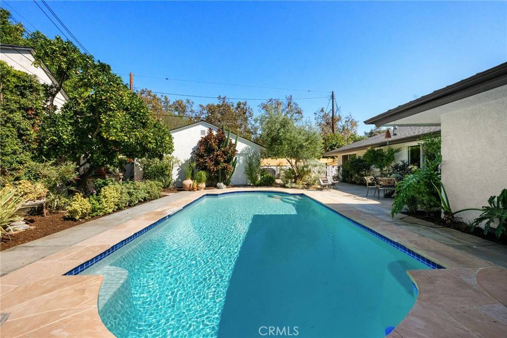 Santa Ana, CA 92706,1109 W 21st ST