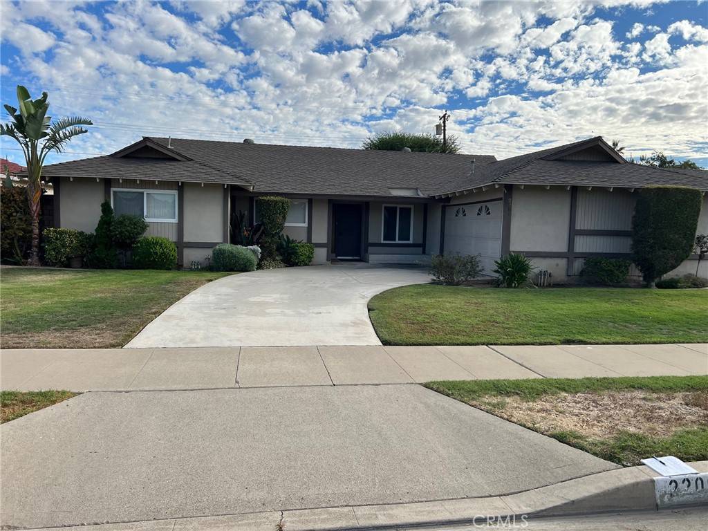 Orange, CA 92867,2206 E Athens AVE