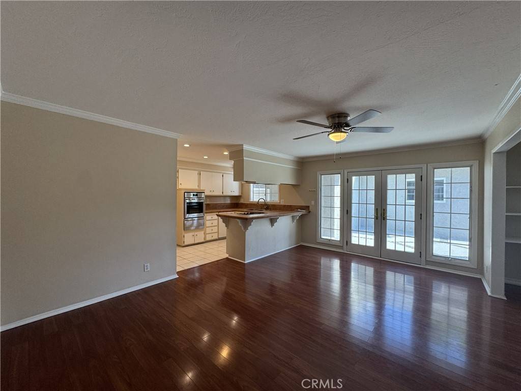 Yorba Linda, CA 92886,5042 Briarhill DR